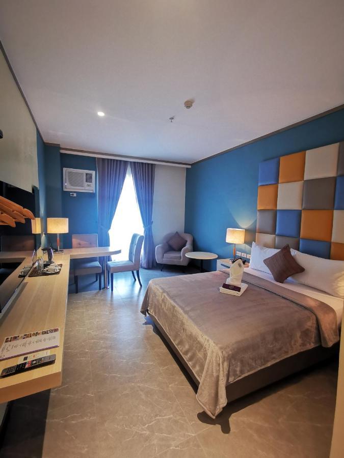 Yes Hotel Pandi Bulacan Buitenkant foto